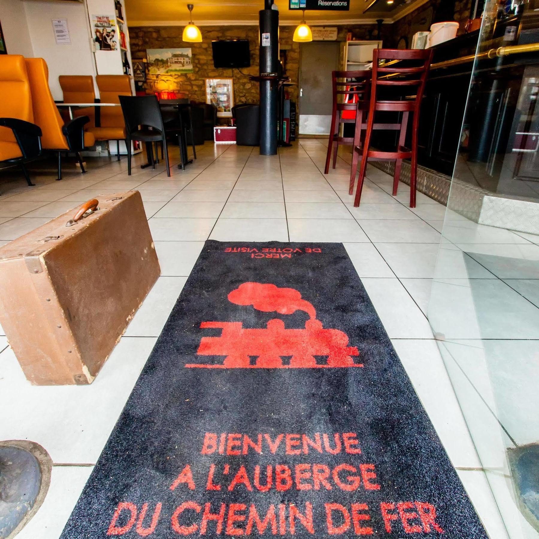 Appartements De L'Auberge Du Chemin De Fer Lanester Ngoại thất bức ảnh